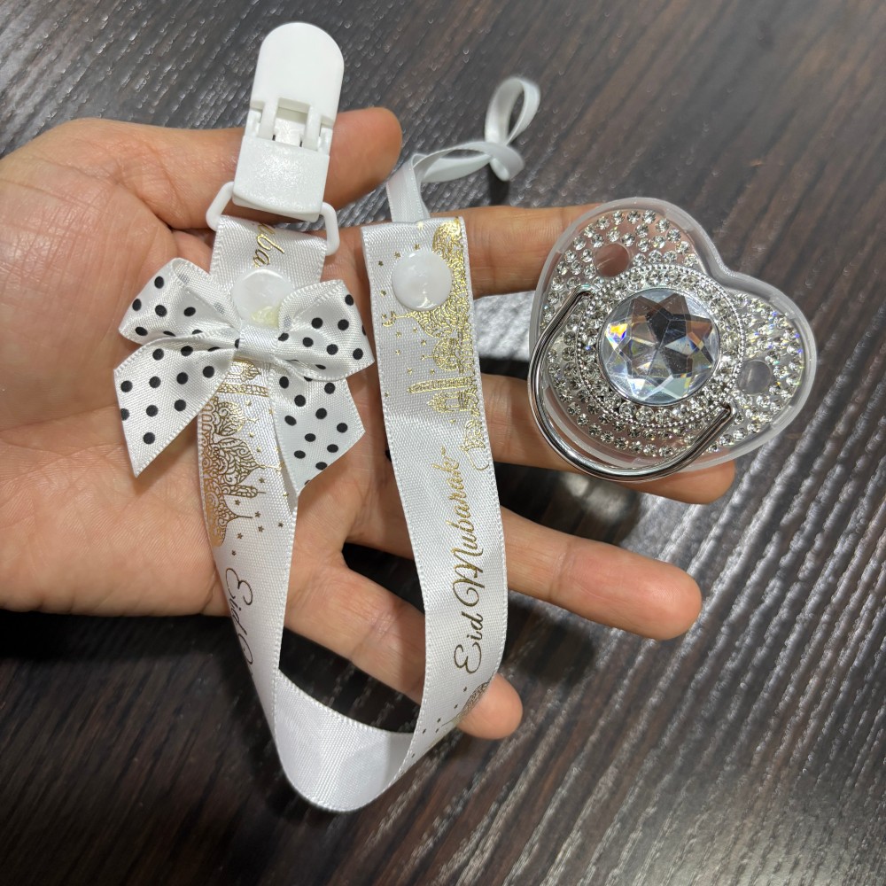 Baby Products To Gift - Empeng Bayi & Tempat Empeng Emas